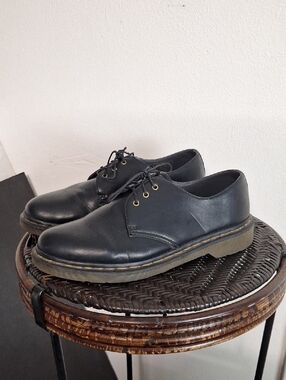 Dr. Martens AW004 Doc Martens Men 9 Black Oxford